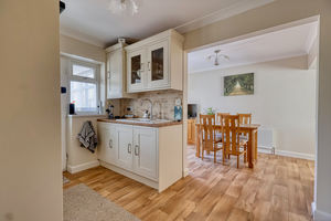 Kitchen/Diner- click for photo gallery